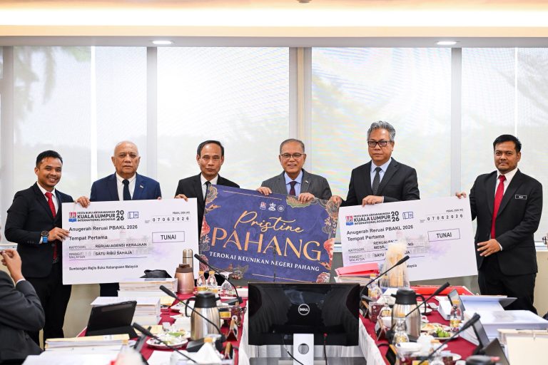 Bilik Pristine Pahang rangkul tiga anugerah di PBAKL Ke-43