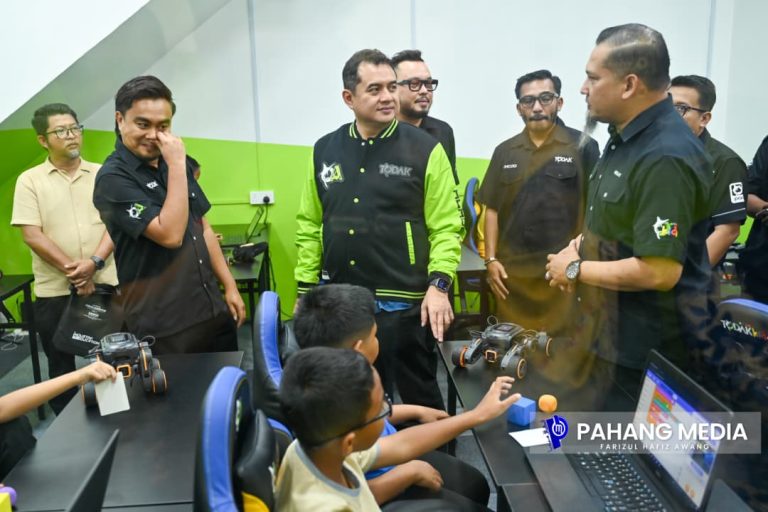 Anak Pahang pulang tabur bakti, TODAK Academy buka hab digital pertama di Pahang