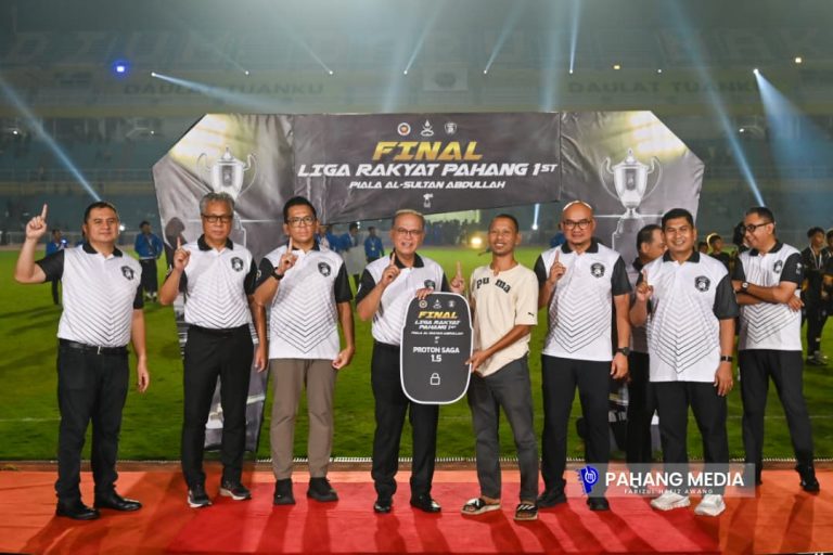 Datang naik motosikal, pulang bawa rezeki kereta