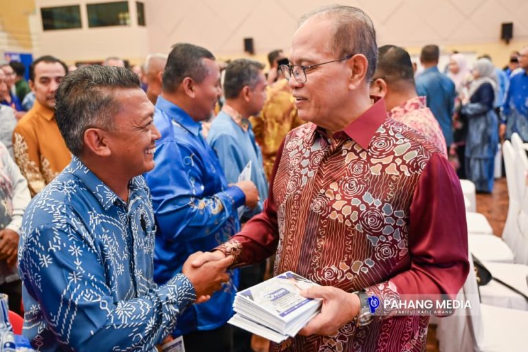 322 Pengerusi dan Setiausaha JPKK terima IM Pahang Kluster Umum